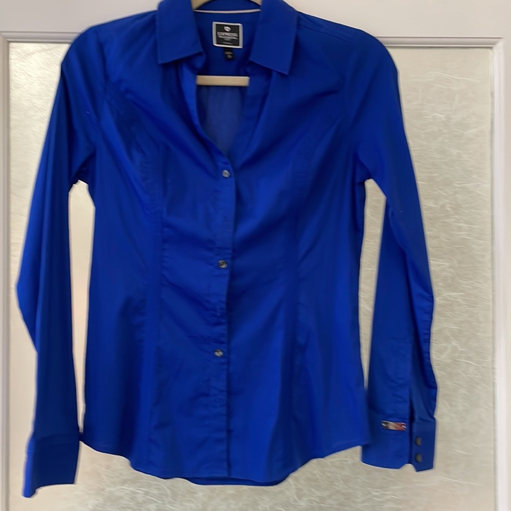 Set of 2 for $25🥳 Express The Essential Shirt